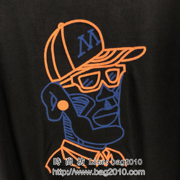 MONCLER蒙口 19春夏新款 頭像系列限量版 刺繡頭像小章仔 黑色雙股純棉 男款短袖 ydi2152
